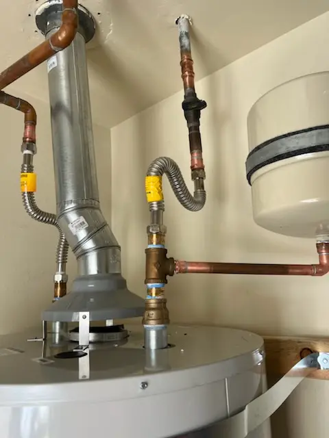 Water heater installation and plumbing repair in Van Raub